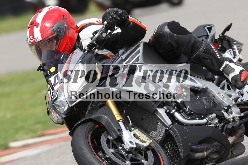 Archiv-2025/10 23.04.2025 Cornu Master School ADR/rot-rouge/24